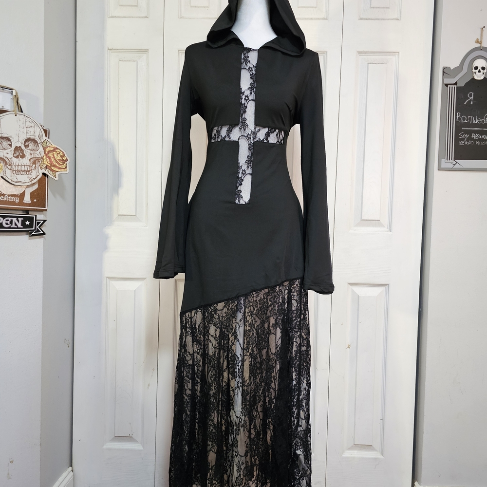 ​🖤 Goth Cross Lace Maxi Dress 🖤 - Picture 2 of 9